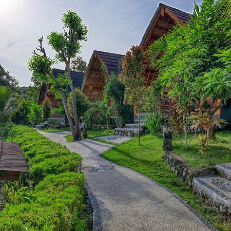 Bagia Bungalows Batumadeg Eksteriør bilde