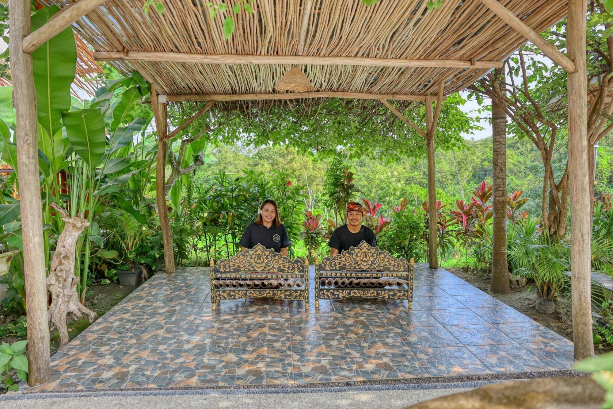 Bagia Bungalows Batumadeg Eksteriør bilde